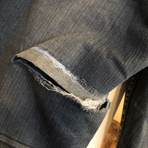 VIP Jeans distressed 👖 - Picture 3 of 5